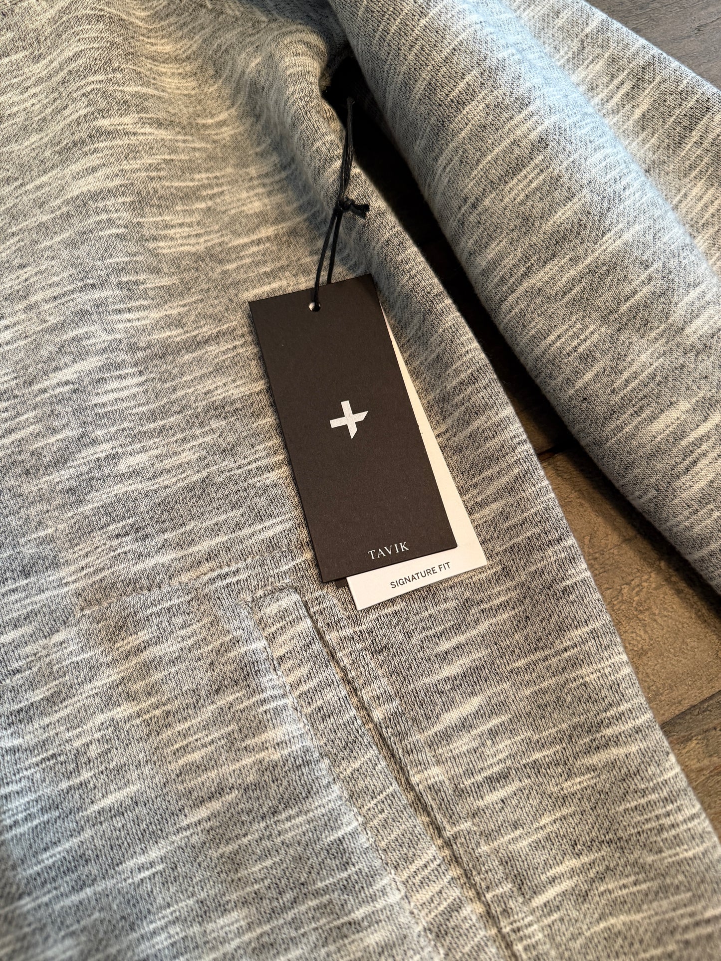 Tavik zip up cardigan (size L)