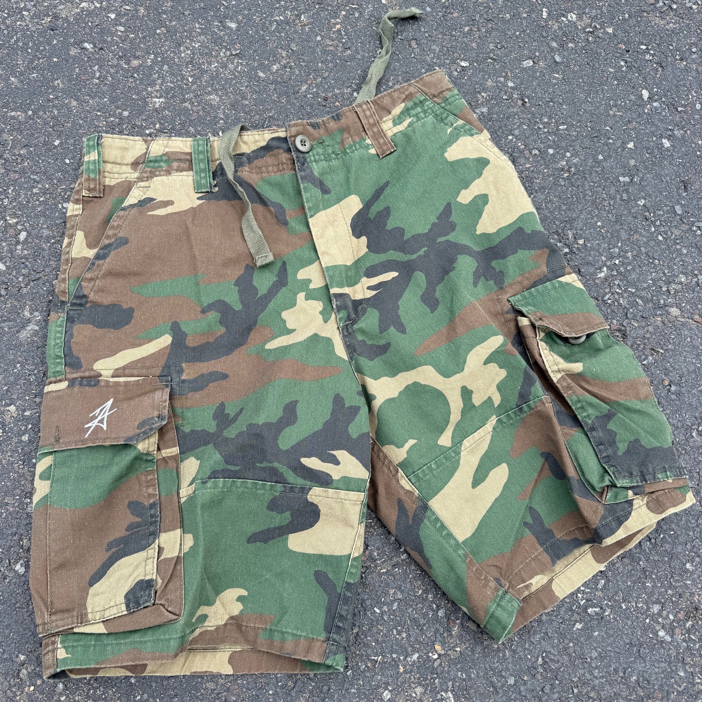 TA SHORTS